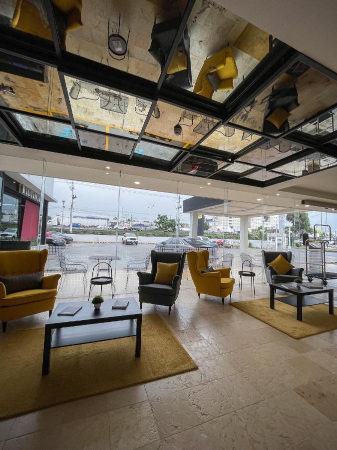 Fato Hotel Керетаро Экстерьер фото
