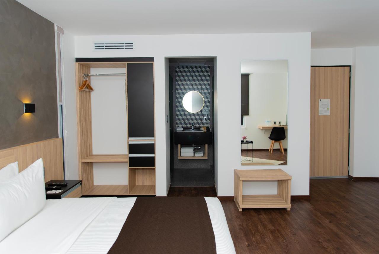Fato Hotel Керетаро Экстерьер фото