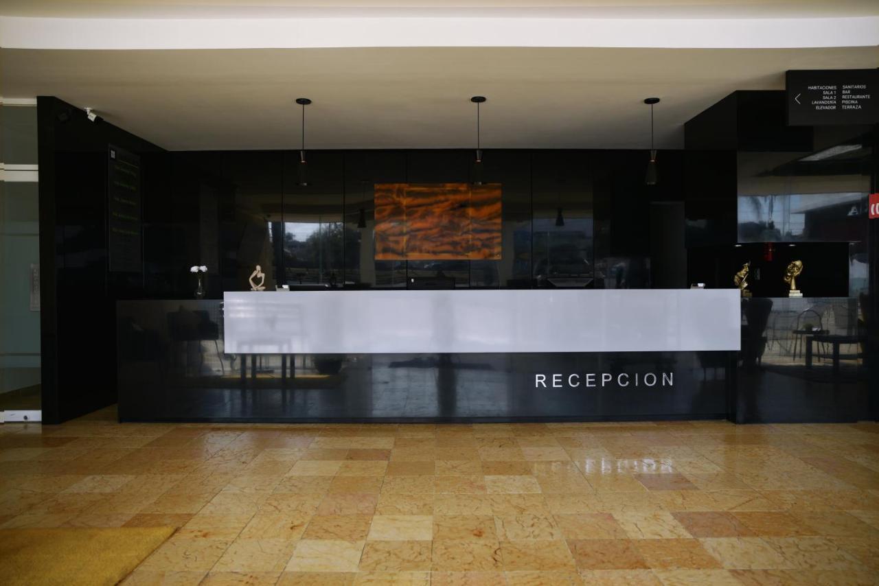 Fato Hotel Керетаро Экстерьер фото